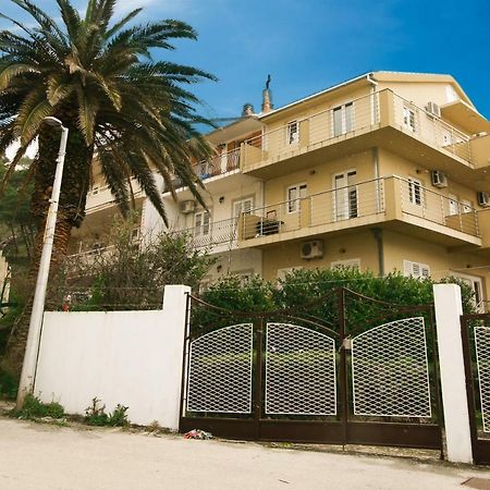 Apartments Alma Podgora Extérieur photo