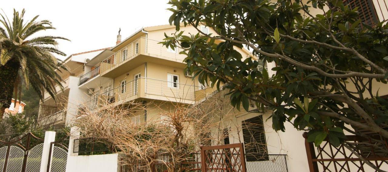 Apartments Alma Podgora Extérieur photo
