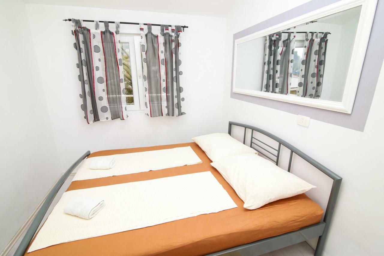 Apartments Alma Podgora Extérieur photo