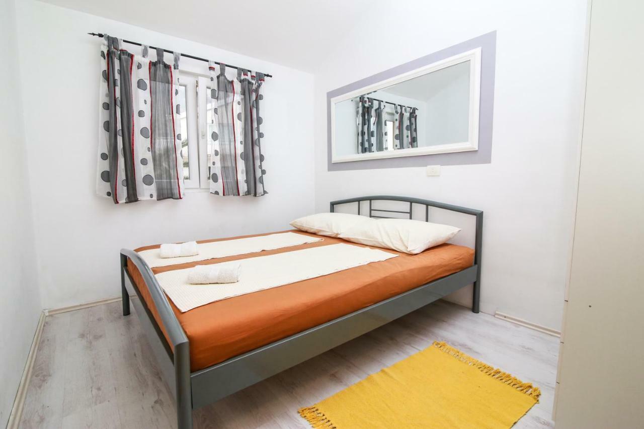 Apartments Alma Podgora Extérieur photo