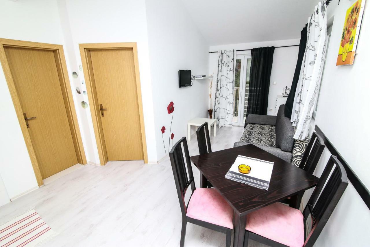 Apartments Alma Podgora Extérieur photo